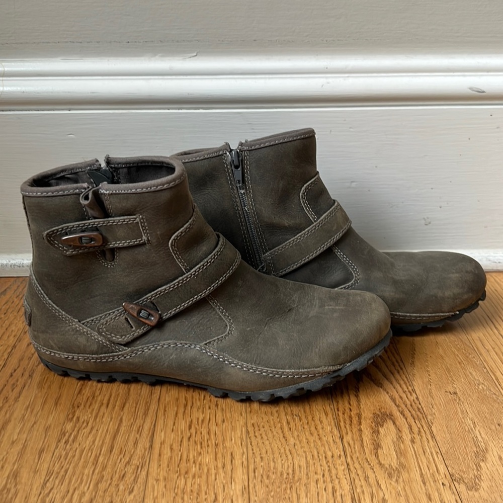 Merrell Goose Motorcycle Booties